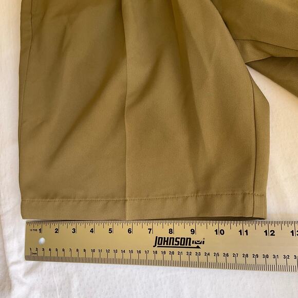 Dockers Work Dress Pants size 32W, Beige - Picture 6 of 9
